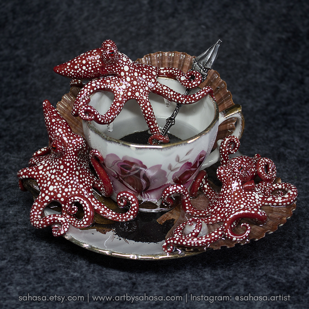 Aynsley Red Roses - Octopus Tea Cup